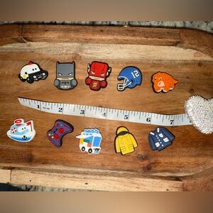 💖 Bundle of 10 New Boys CROCS Jibbits